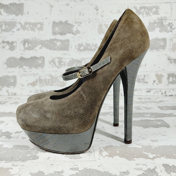 Fendi Brown Suede Slip On Buckle Mary Jane Strap Platform High Heels F702 - Picture 1 of 15
